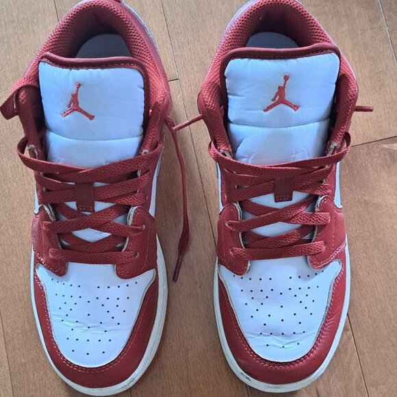 Jordan 1 Low SE Dune Red (GS) - YOUTH - Picture 2 of 5
